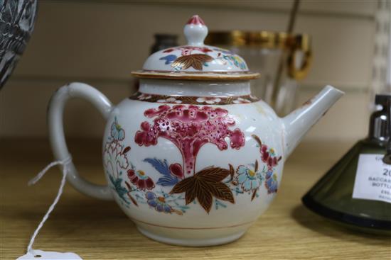 An 18th century Chinese famille rose teapot height 13cm